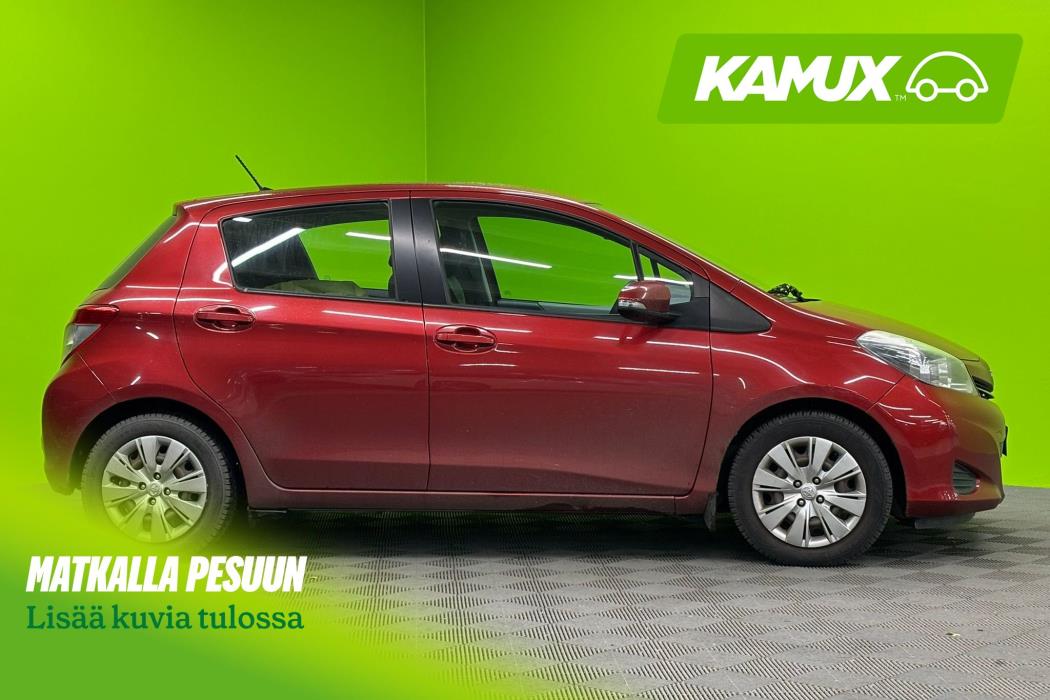 Toyota Yaris 2012