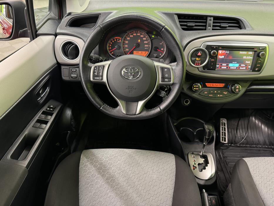 Toyota Yaris 2012