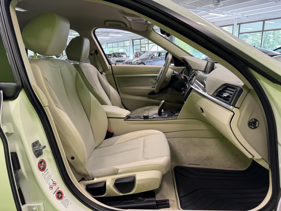 BMW 320 Gran Turismo 2013