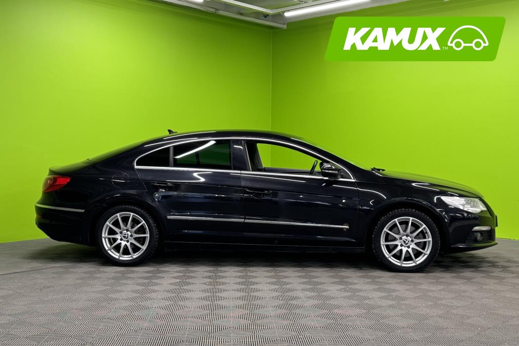 Volkswagen Passat CC 2011