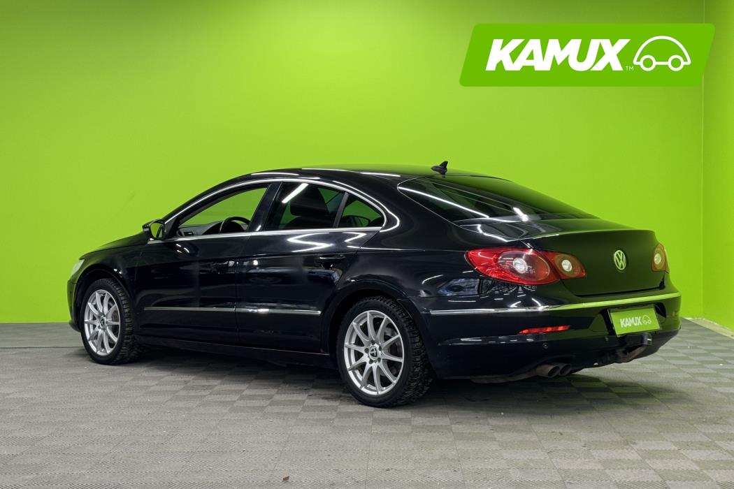 Volkswagen Passat CC 2011