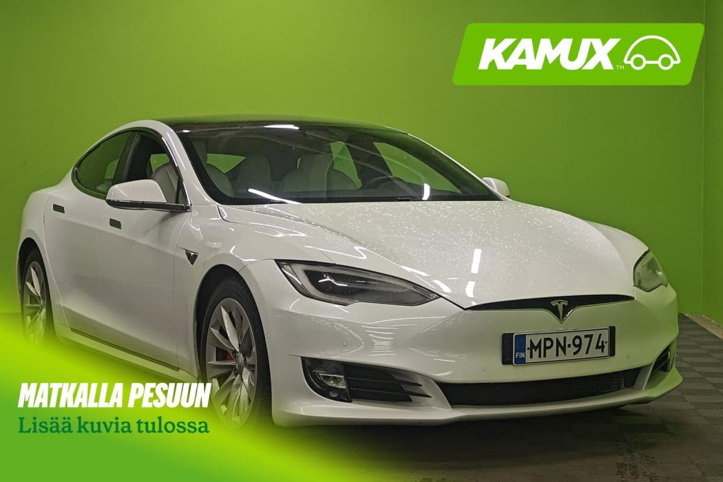 Tesla Model S 2020