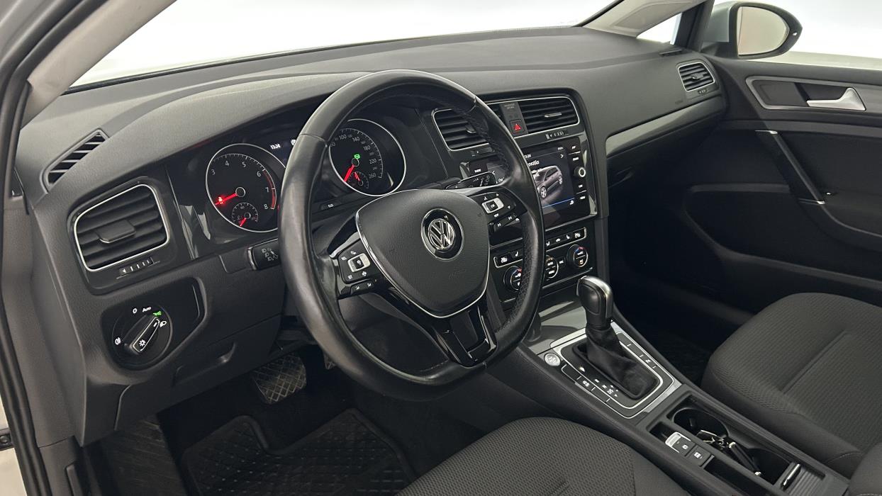 Volkswagen Golf 2020