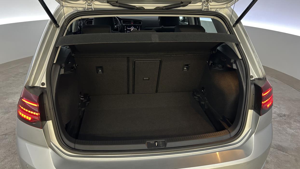 Volkswagen Golf 2020