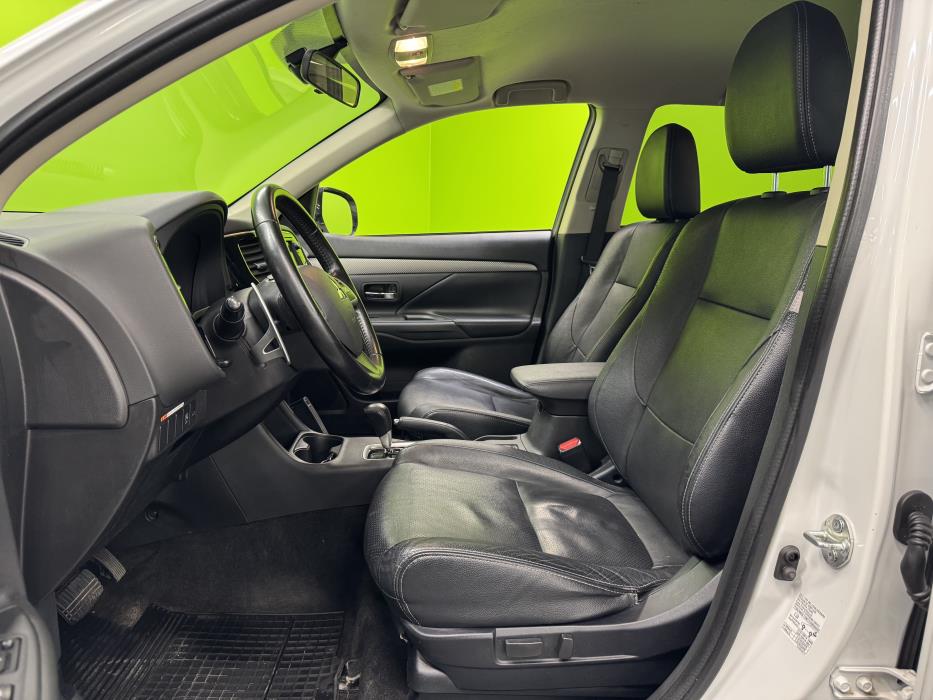 Mitsubishi Outlander 2014