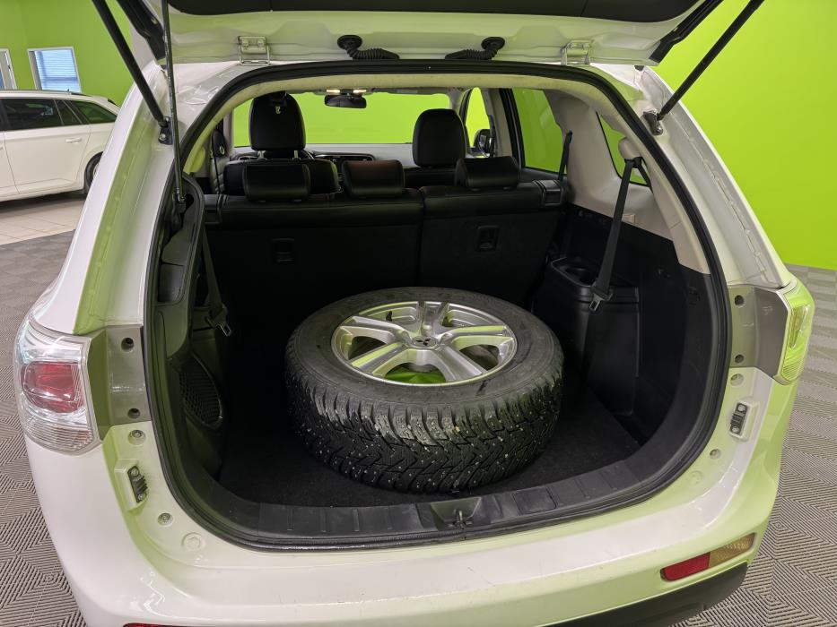 Mitsubishi Outlander 2014