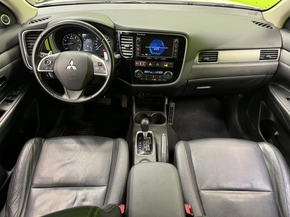 Mitsubishi Outlander 2014