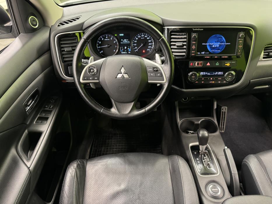 Mitsubishi Outlander 2014