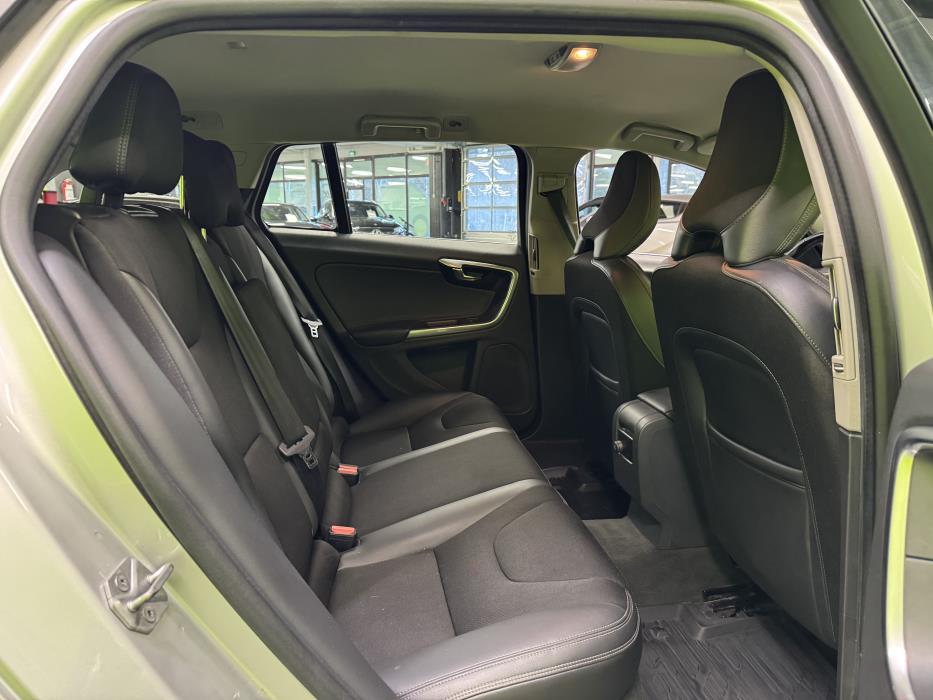 Volvo V60 2015