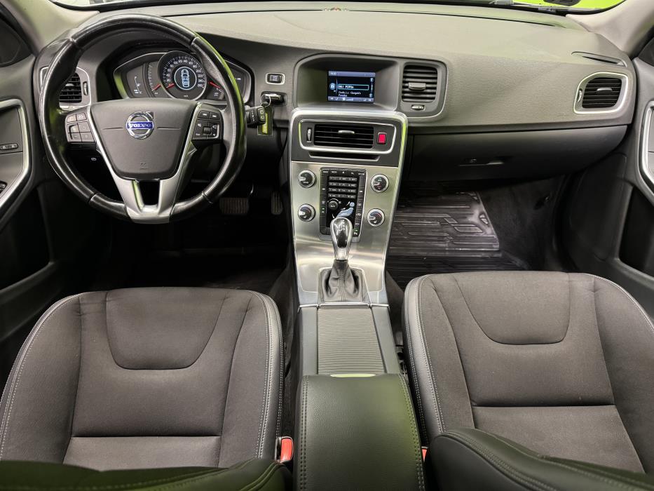 Volvo V60 2015