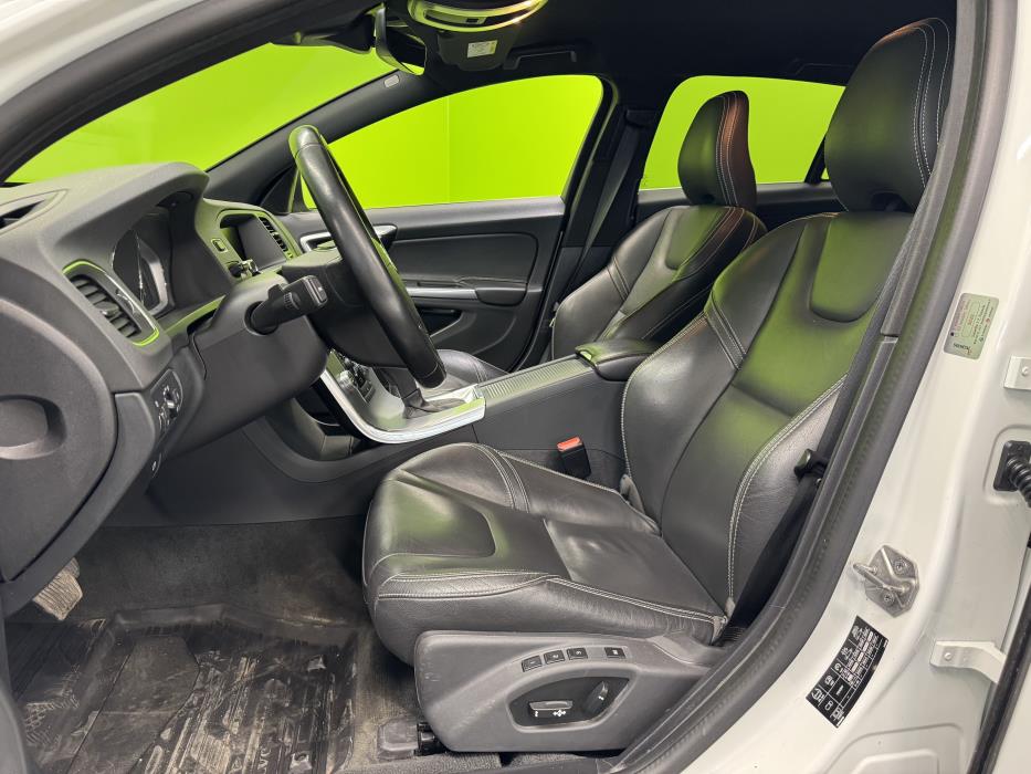 Volvo V60 2018