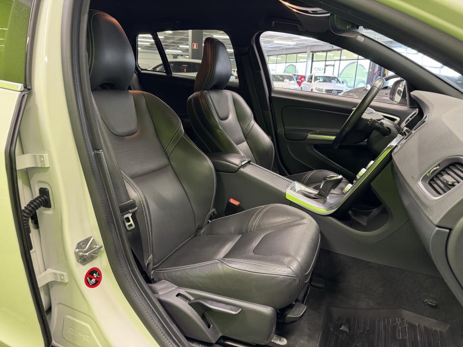 Volvo V60 2018