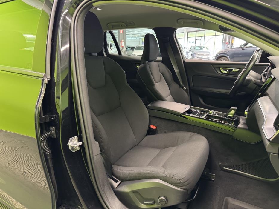 Volvo V60 2020