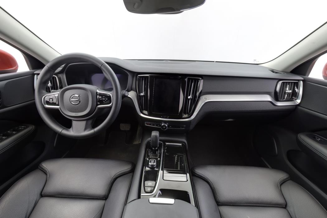 Volvo V60 2023