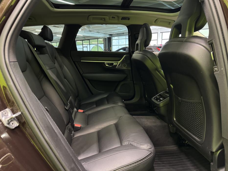 Volvo V90 Cross Country 2017