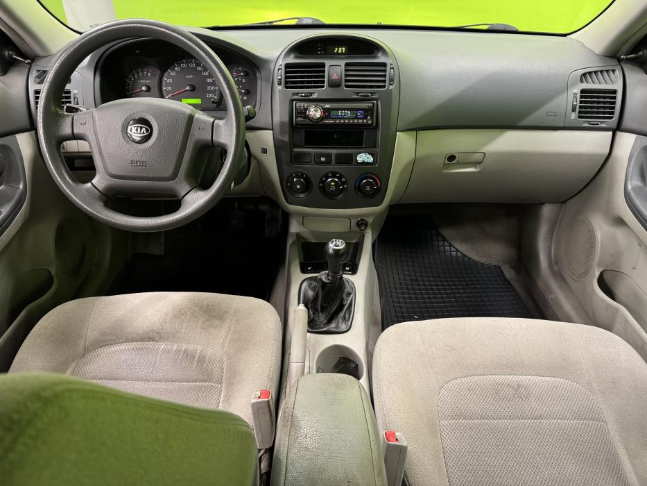 Kia Cerato 2005