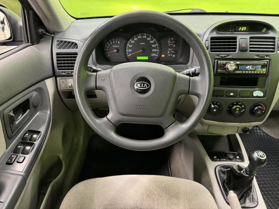 Kia Cerato 2005