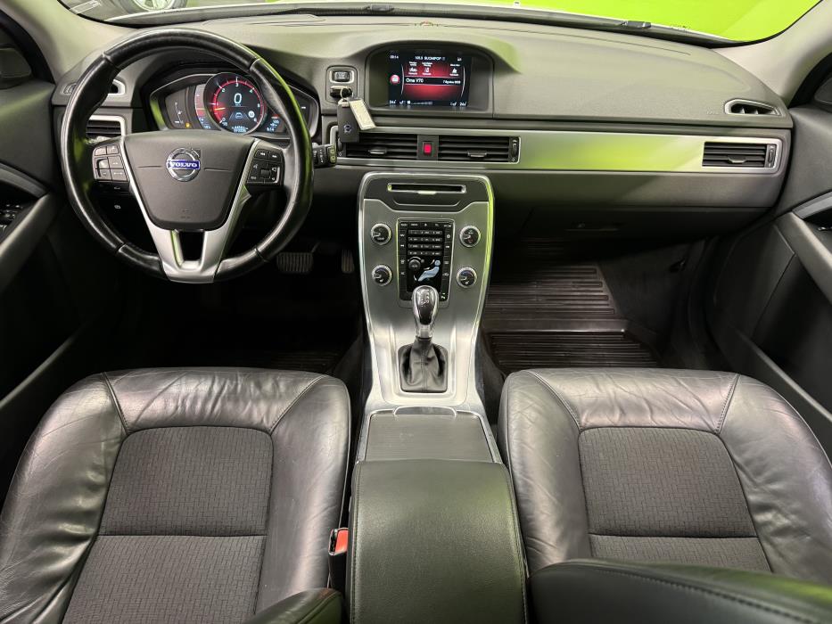 Volvo V70 2015