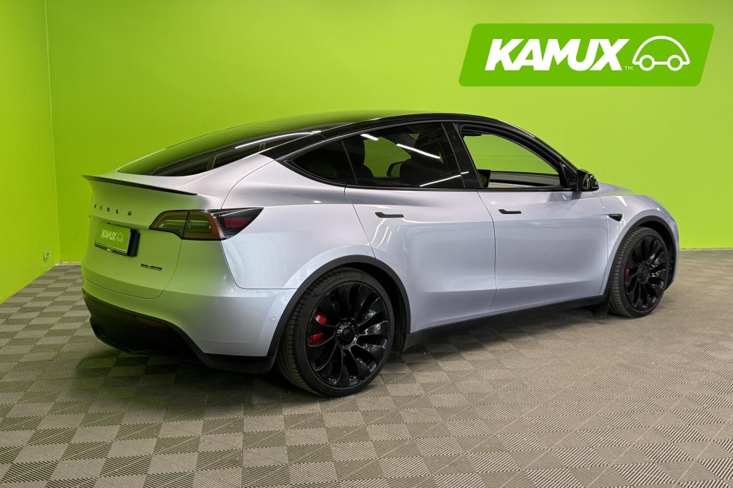 Tesla Model Y 2022