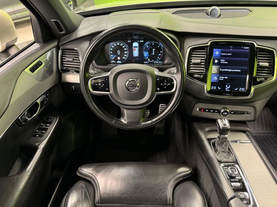 Volvo XC90 2016