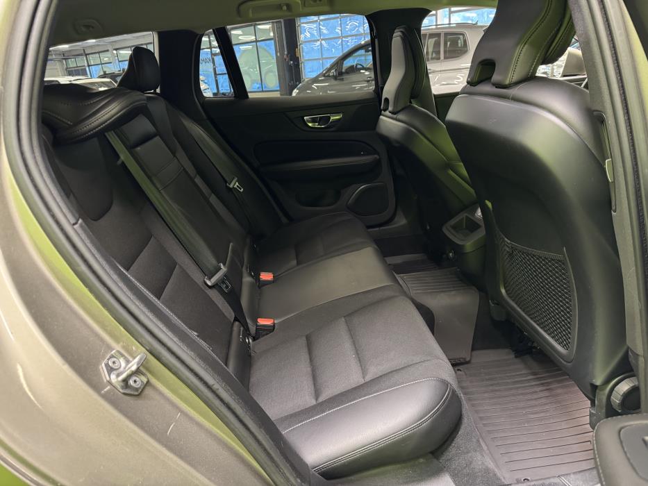 Volvo V60 Cross Country 2020