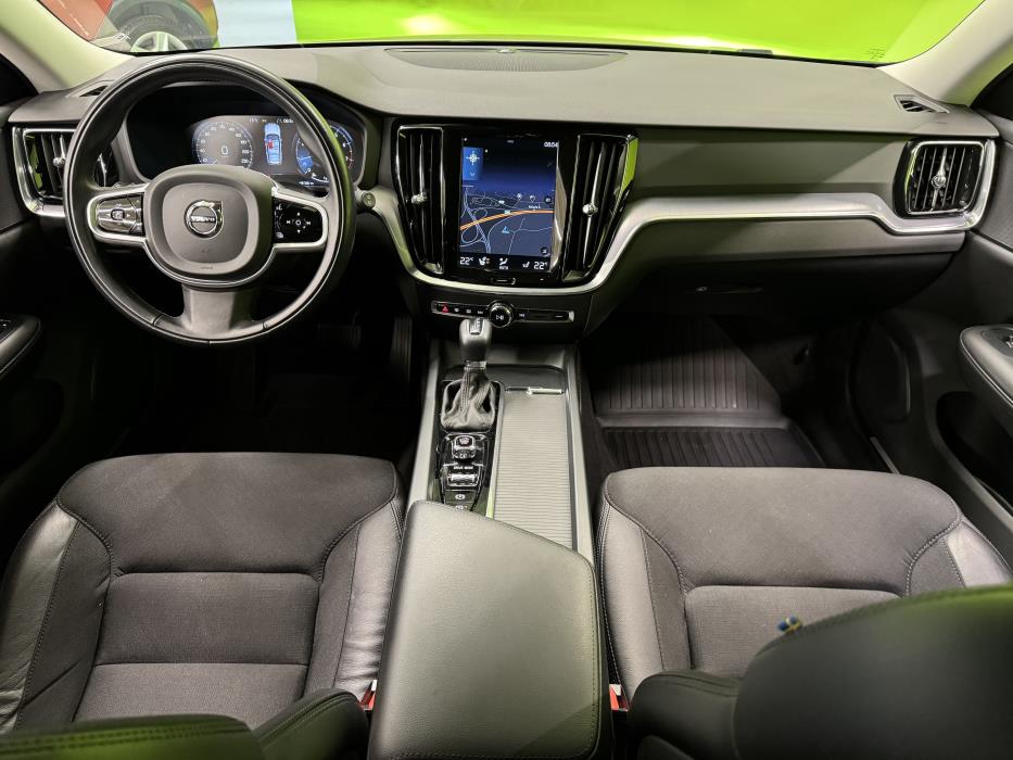 Volvo V60 Cross Country 2020