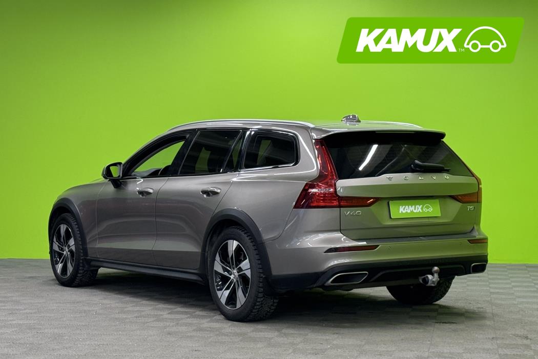 Volvo V60 Cross Country 2020