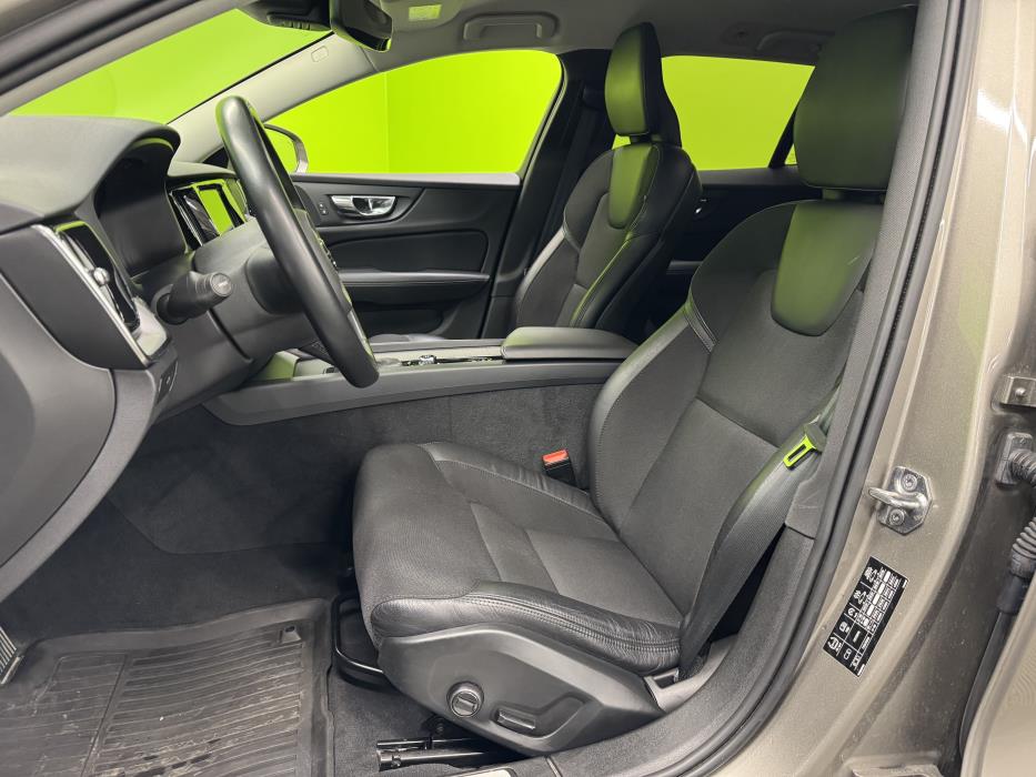 Volvo V60 Cross Country 2020