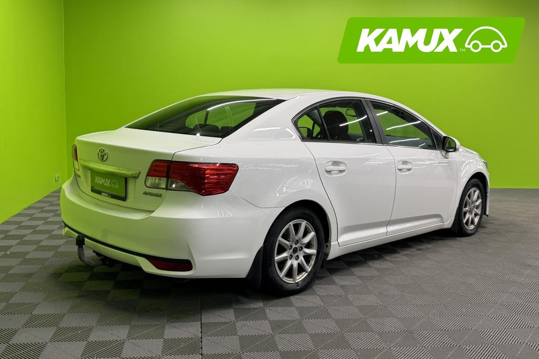 Toyota Avensis 2012