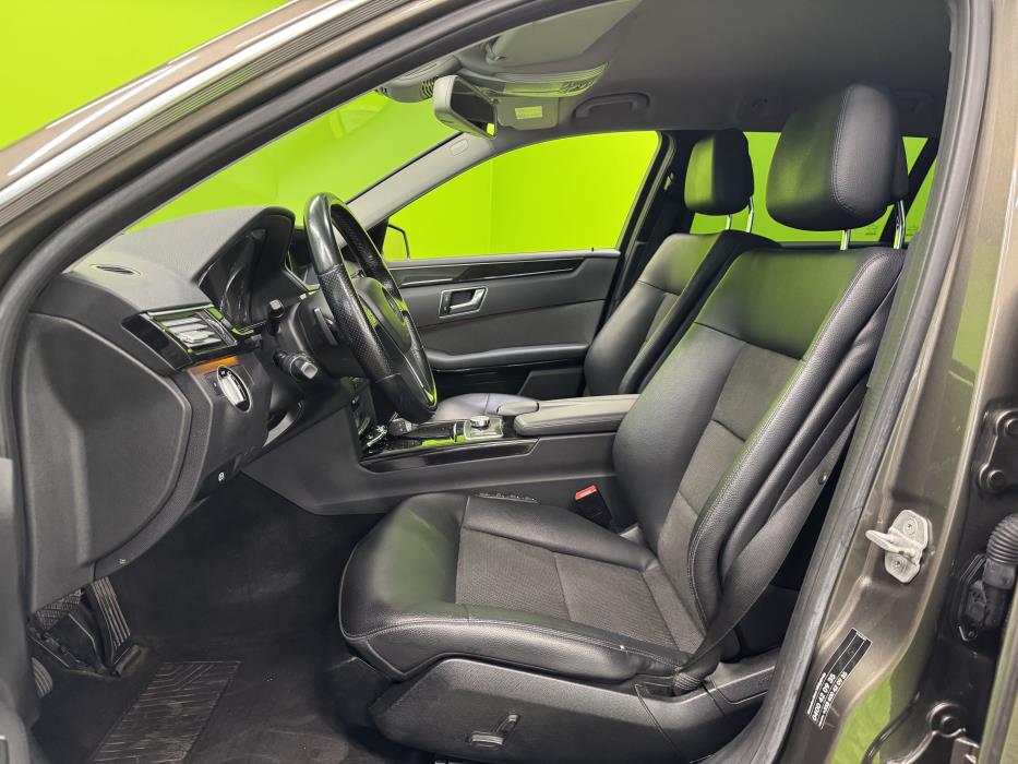 Mercedes-Benz E 2012