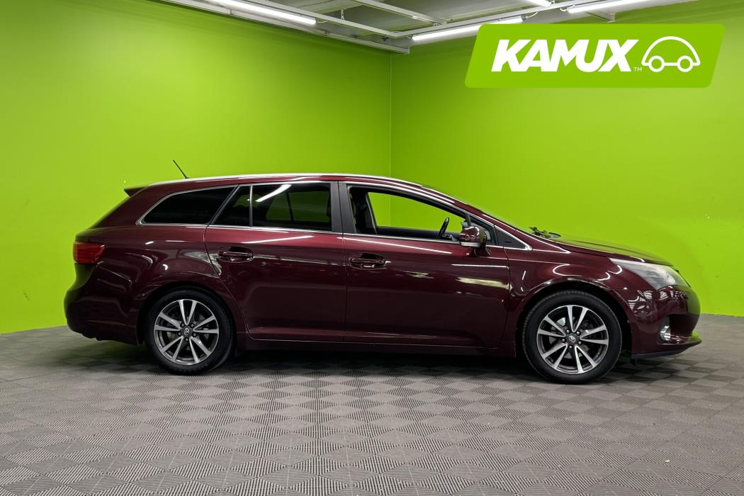 Toyota Avensis 2013