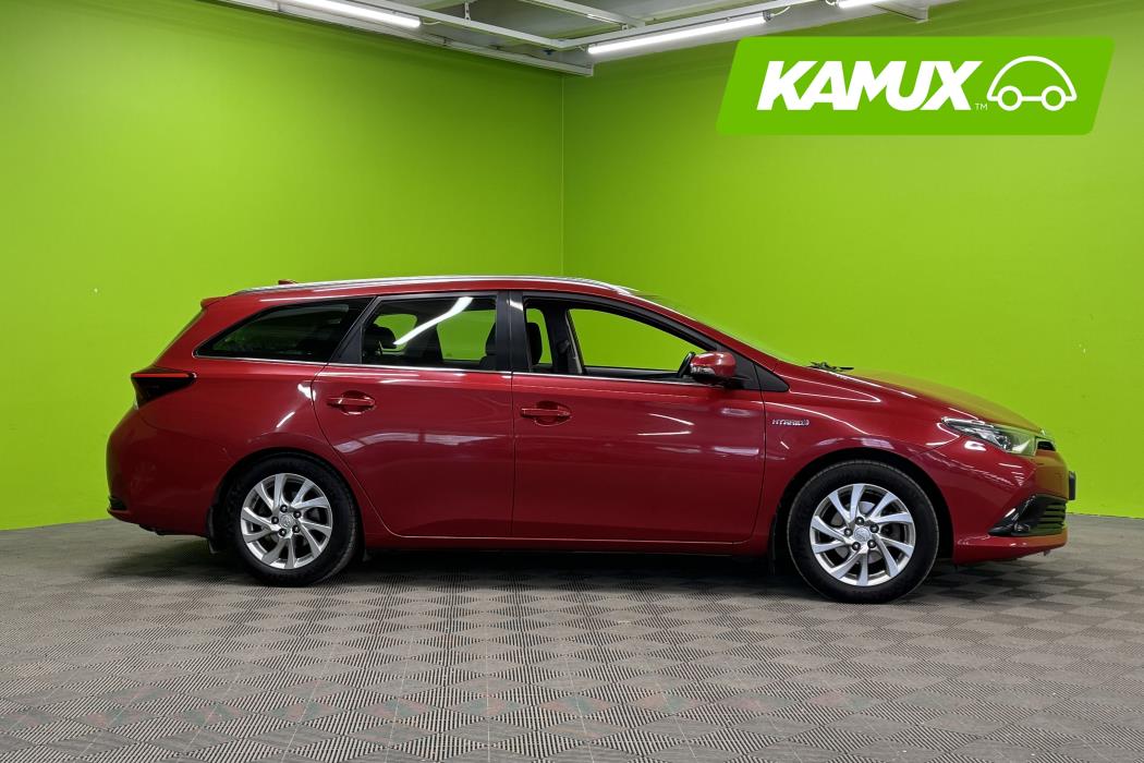 Toyota Auris 2016