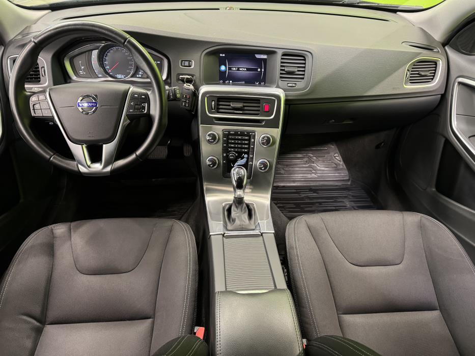 Volvo V60 2017