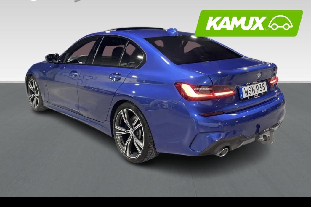 BMW 330 2019