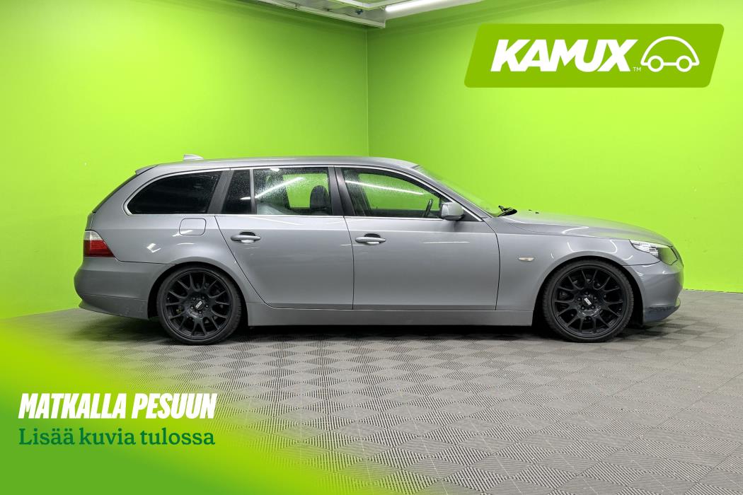 BMW 525 2004