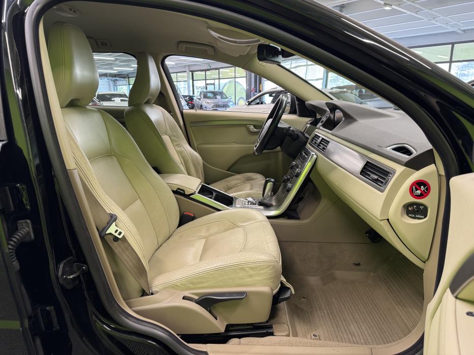 Volvo XC70 2012