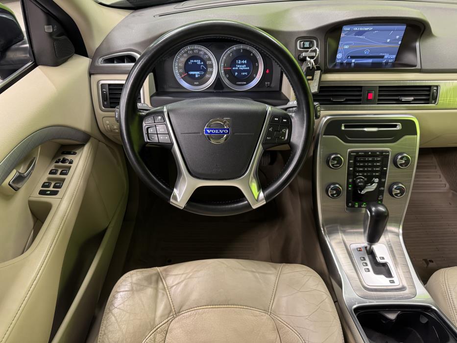 Volvo XC70 2012