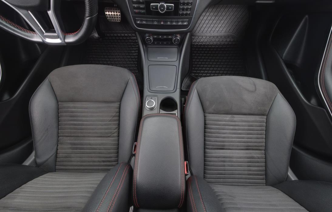Mercedes-Benz GLA 2015