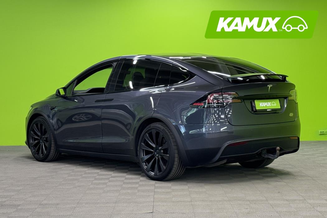 Tesla Model X 2023