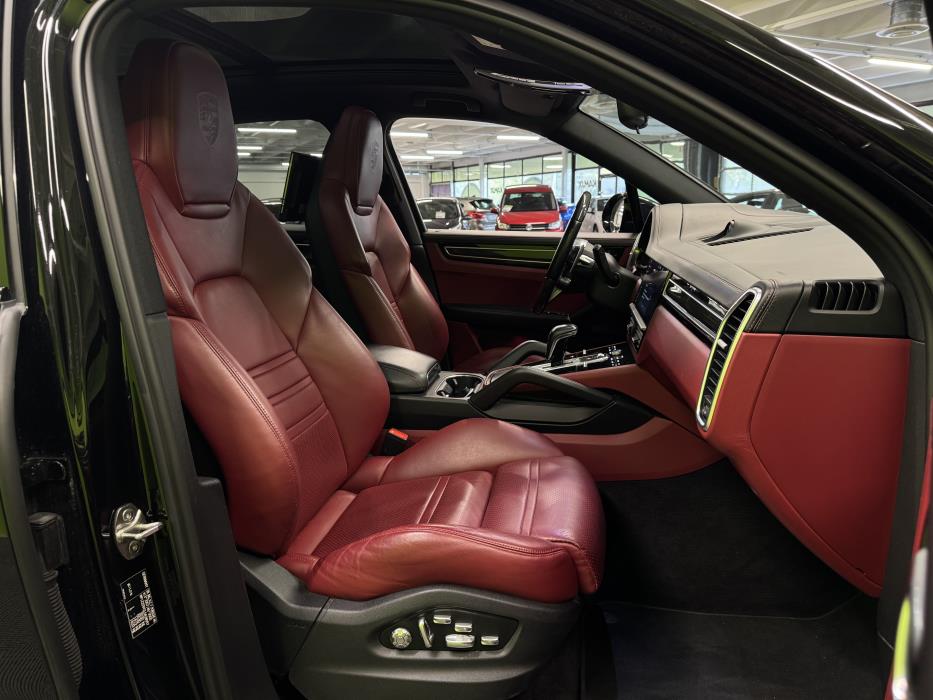 Porsche Cayenne 2020