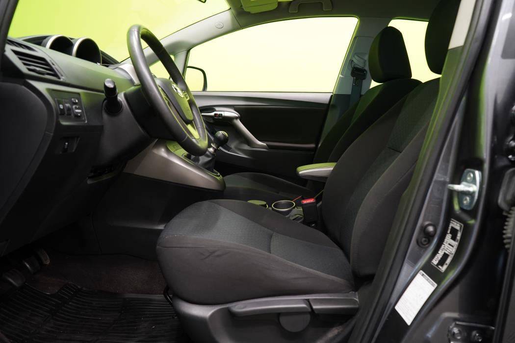 Toyota Verso 2010