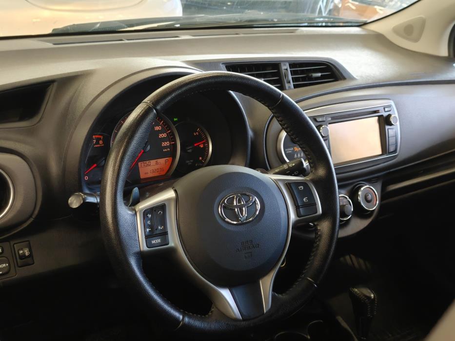 Toyota Yaris 2012