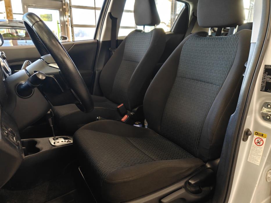 Toyota Yaris 2012