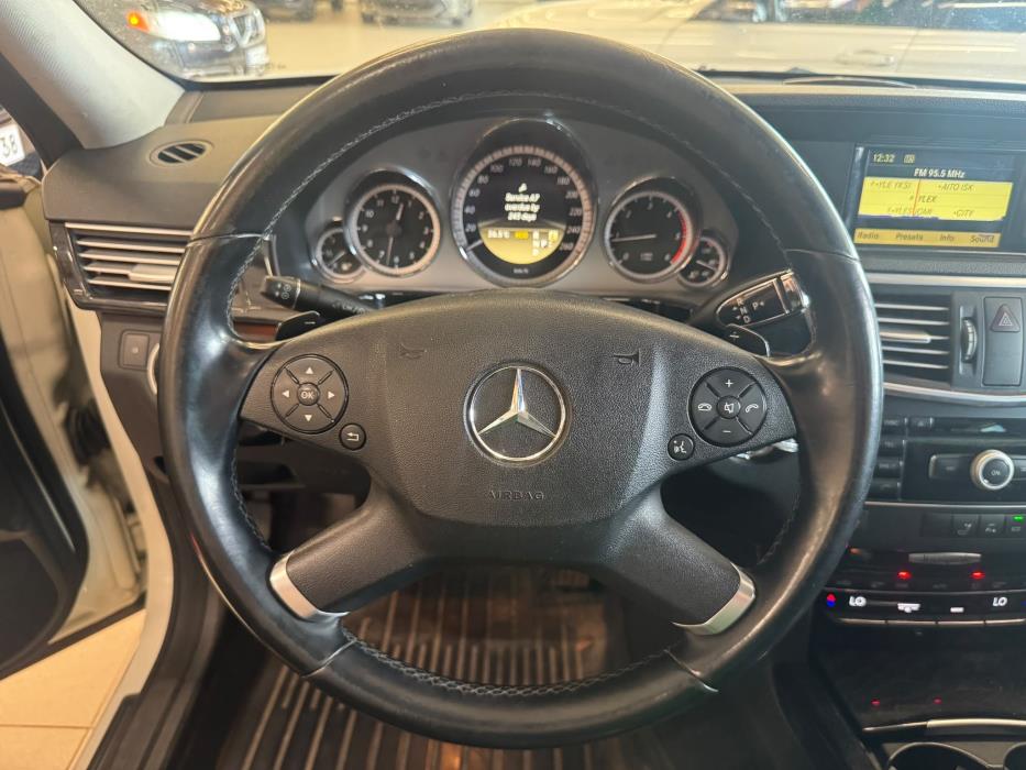 Mercedes-Benz E 2011