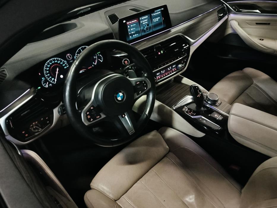 BMW 520 2019