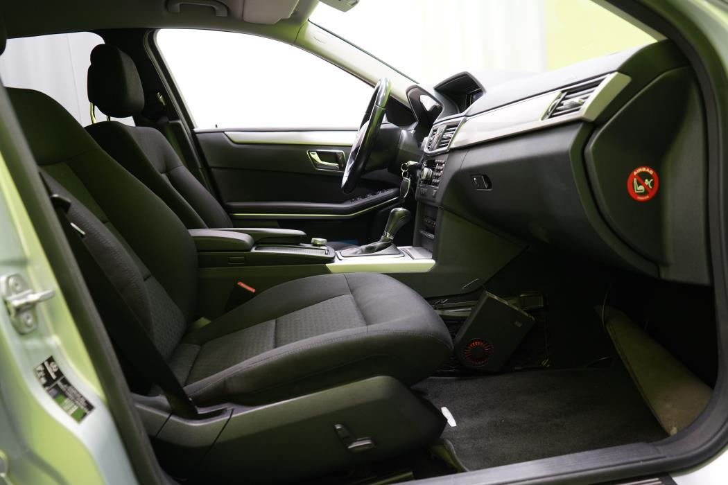 Mercedes-Benz E 2009