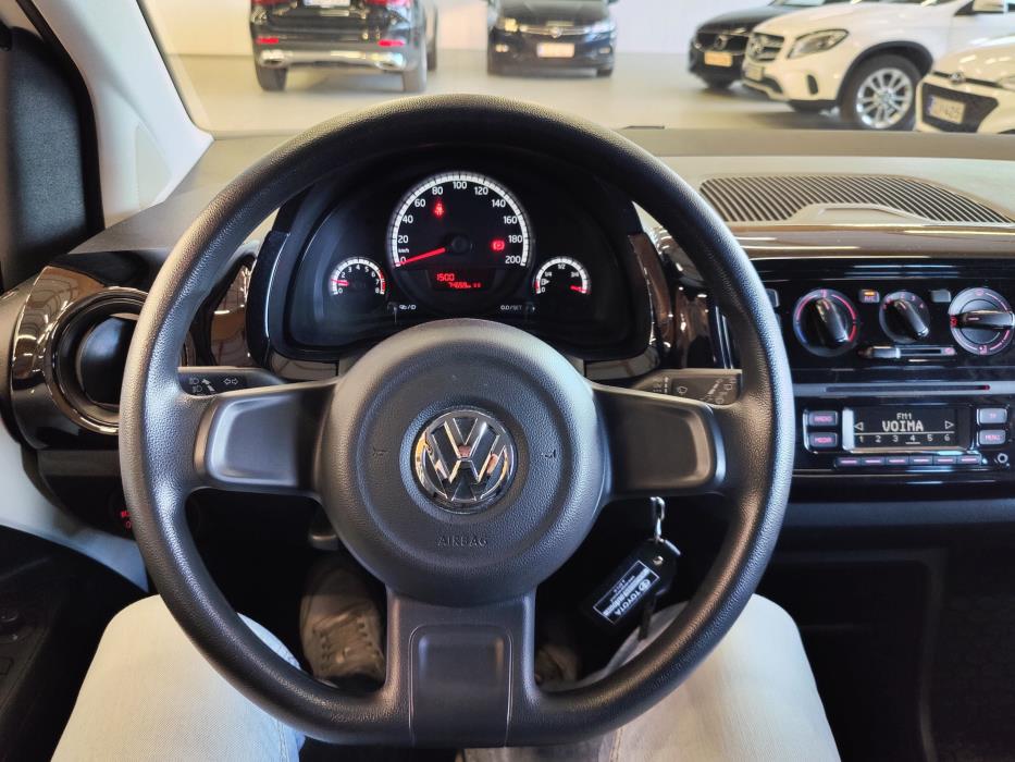 Volkswagen Up! 2014