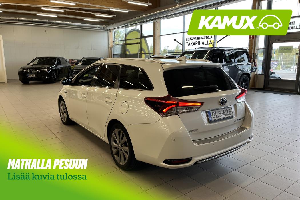 Toyota Auris 2015