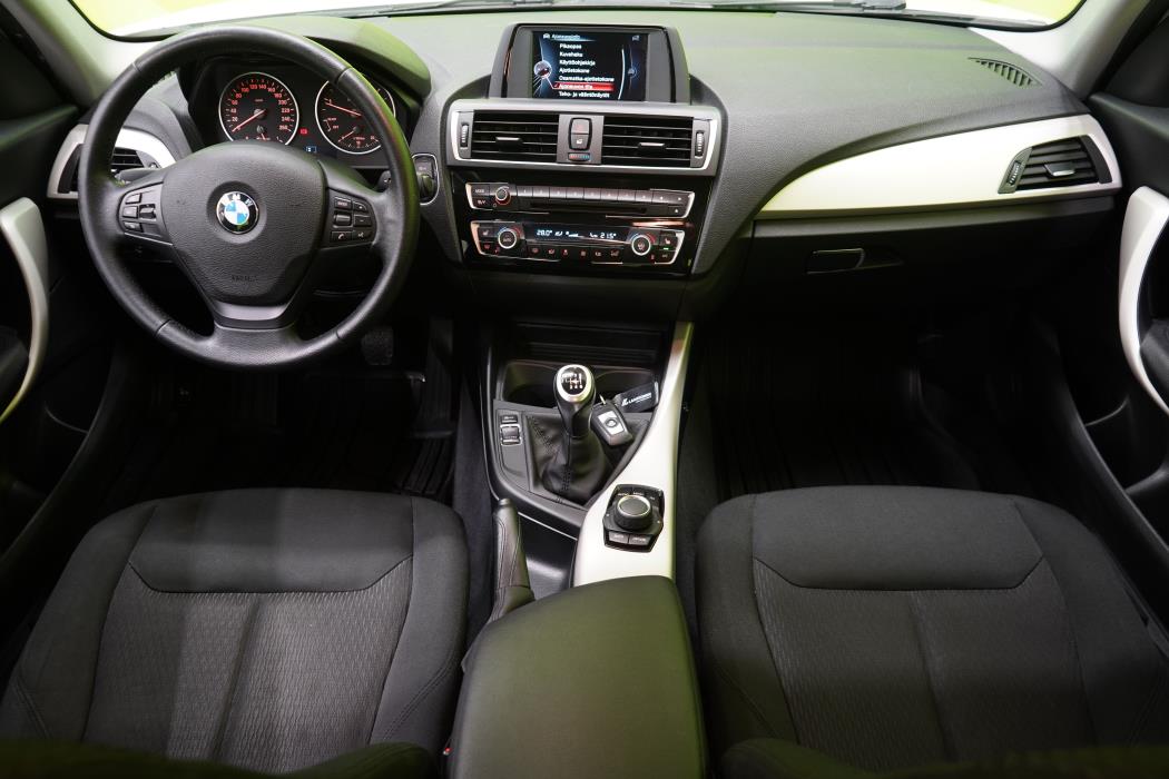 BMW 118 2016