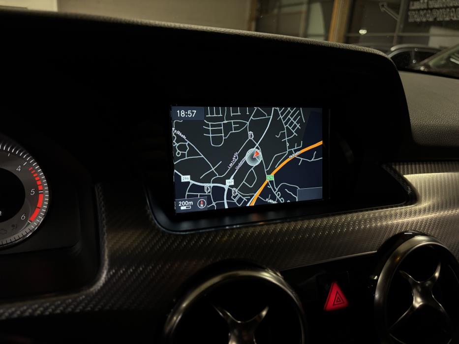 Mercedes-Benz GLK 2012